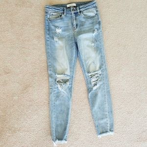 KanCan Light Wash Distressed Skinny Ankle Jeans
